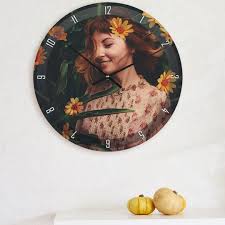 In wenigen minuten zur individuellen fotocollage. Wanduhr Wanduhr Mit Foto Collage Erstellen Wanduhr