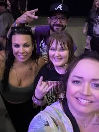 Miw and Motionless in the Park concert experience