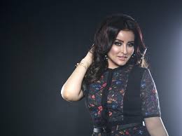 وانتشرت صورة الممثلة مروة محمد ، عبر مواقع التواصل الاجتماعي، حتى تحولت إلى حديث البعض، بسبب صورتها التي ظهرت فيها جالسه بإحدى الشوارع. Ù…Ø±ÙˆØ© Ù…Ø­Ù…Ø¯ Ø§Ø¨Ù†ÙŠ ÙˆØ²ÙˆØ¬ÙŠ Ø³Ø± Ø§Ø¨ØªØ¹Ø§Ø¯ÙŠ Ø¹Ù† Ø§Ù„ØªÙ…Ø«ÙŠÙ„ Ù…Ø¬Ù„Ø© Ø³ÙŠØ¯ØªÙŠ