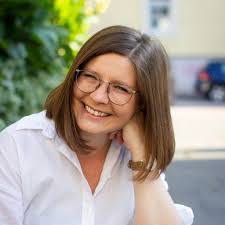 Rita Nowak's Instagram, Twitter & Facebook