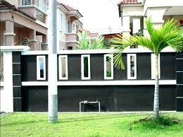 Pagar minimalis modern memiliki model terali besi yang longgar dan dapat menunjukkan sisi depan hunian. 20 Pagar Rumah Minimalis Desain Terbaru Blog Qhomemart