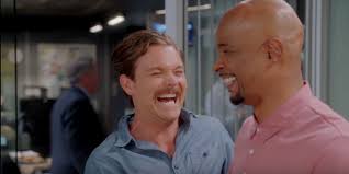 L'arme fatale saison 2 episode 2 720 telecharger l'arme fatale s2 x e2 streaming vostfr l'arme fatale s2 xe2 streaming vf. Critique Lethal Weapon Saison 2 Episode 1 L Arme Fatale Des Series Policieres L Info Tout Court