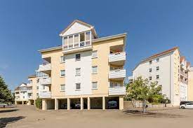 Derzeit 193 freie mietwohnungen in ganz neubrandenburg. 2 Zimmer Wohnung Zu Vermieten Platanenstrasse 14b 17033 Neubrandenburg Lindenbergviertel Mapio Net