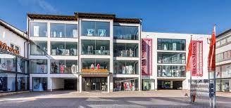 We did not find results for: Brand Moden Deutschlands Grosstes Braut Und Festmodengeschaft