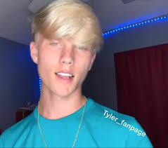 Tyler Pauley's Instagram, Twitter & Facebook