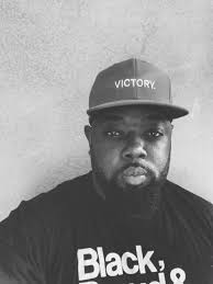 Queens of Christmas (2024)