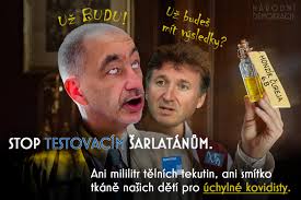 Při sestupu po dosažení vrcholu 7129 metrů vysoké hory dvojici zastihlo špatné počasí, v bivaku proto musejí ve sněhové vánici a mlze čekat na jeho zlepšení, dochází jim ale jídlo. Marek Holecek Klara Janikova