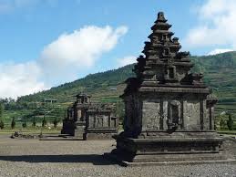 The dieng plateau sits high in the mountains of central java. Dieng Plateau Arjuna Temple Complex Bild Von Dieng Central Java Tripadvisor