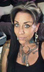 Hey everyone! Thank you for adding me to your amazing group! This is my  first post, and I thought y'all might enjoy these old photos from 2010 of  my college roommate and