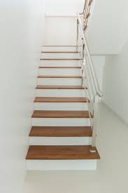 Desain tangga rumah minimalis melayang. Membuat Tangga Rumah Minimalis Dari Bahan Kayu Step By Step Woodstock