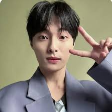 1. Apa yang kalian ketahui tentang konsep dasar Event-Driven Programming!  Jawab: dasar antara List Box