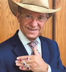 Community News: Ruby Royalty Visits the Luxury Show