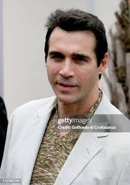 7.578 foto e immagini ad alta risoluzione di Adrian Paul