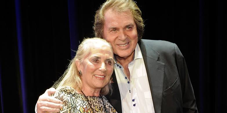 Catholic singer Engelbert Humperdinck gives touching tribute to late wife