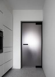 Porte Vitree Opaque Avec Charnieres Noir Et Encadrement Bko Glazen Deur Binnendeuren Deur Glas