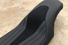 Custom Motorcycle Seats By Bux Customs Custom Bagger Seats Cafe Seats Street Glide Road Glide Road King Cust Motorcycle Seats Custom Harleys Cafe Seating