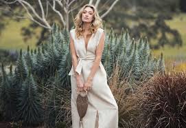 Saroka was founded in 2015 in melbourne and catering to women up to a size 16, this clothing brand has a focus on slow and sustainable fashion… Australian Fashion Brands Online Shopping
