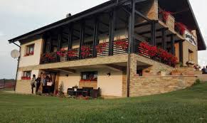 Aceasta rubrica saptamanala este conceputa pentru a oferi informatii relevante solicitantilor, consultantilor si functionarilor implicati in procesul de absorbtie a fondurilor europene. VizitÄƒ In Comuna UdeÈ™ti La Un Proiect FinanÈ›at Cu Fonduri Europene Gal Valea Somuzului