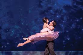 Jerry mulligan, a struggling american painter in paris, is discovered by an influential heiress with an interest in more than jerry's art. An American In Paris Reminds Of Classic Love Stories For Better Or Worse Black Nerd Problems
