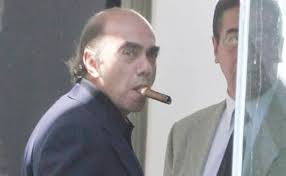 A través de twitter, la periodista comunicó que las autoridades libanesas capturaron de kamel nacif, el empresario tratante de niñas que orquestó mi tortura, compró niñas pequeñas para prostituirlas, lava dinero y evadió al testificando ante las autoridades libanesas por el arresto de kamel nacif borge. Hallan A Kamel Nacif En Libano Fgr Inicia Tramites De Extradicion Toluca Noticias De Hoy