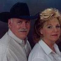 Cindy Luce's Instagram, Twitter & Facebook