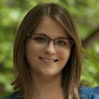 Janis Hill's Instagram, Twitter & Facebook