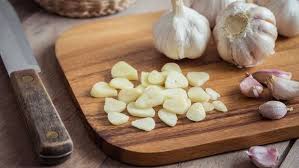 Namun, secara garis besar, fungsi dan manfaatnya kurang lebih sama. Bunda Jangan Sepelekan Bawang Putih Bisa Jadi Obat Kuat Alami Untuk Suami