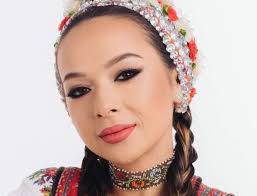 Vlăduța Lupău a născut al doilea copil. Adi Rus, soțul artistei: „Sunt cel  mai bogat om de pe pământ”