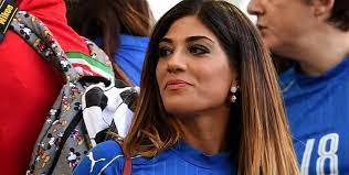 Maybe you would like to learn more about one of these? Who Is Genoveffa Darone Lorenzo Insigne S Wife How They Met Ruetir