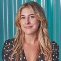 Heather Macneil's Instagram, Twitter & Facebook