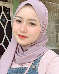 Cewek berhijab cantik selfie di tempat wisata. Gaya Foto Selfie Wanita Berhijab Dapur Bengkulu