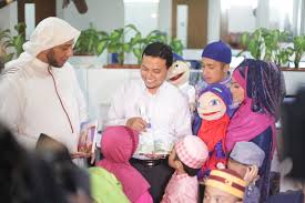 May 06, 2020 · keinginan irfan hakim ini disampaikan langsung di panggung hafiz indonesia. Hafiz Indonesia 2014 Rcti Syuting Di Syaamil Quran Syaamil Quran