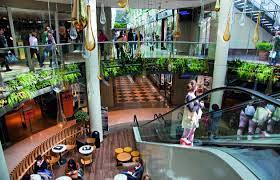 Les centres commerciaux ouverts à nice et dans les environs. Shopping Le Dimanche A Paris Office De Tourisme Paris Office De Tourisme Paris