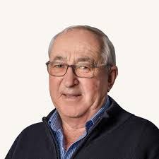 Max Doherty's Instagram, Twitter & Facebook