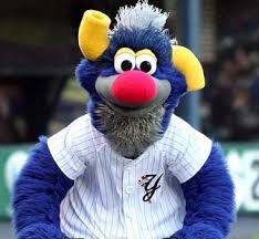 Now fredbird is at every cardinals home game greeting fans, leading parades, cheering with team fredbird, taking selfies, and shooting shirts. Minor League Yankees Play Hardball With Mascot S Overtime Pay New Jersey Employment Lawyer Blog February 10 2011