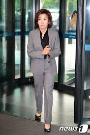 4울릉서 포항오던 여객선 인근에 포탄. ì‚¬ì§„ æ•… êµ¬íƒœíšŒ íšŒìž¥ ë¹ˆì†Œ ì°¾ì€ ë‚˜ê²½ì› ì˜ì› ë¨¸ë‹ˆíˆ¬ë°ì´