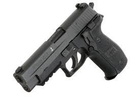 It is essentially the same basic design of the sig p220, but developed to use higher capacity. Sig Sauer P226 Navy Navy Seals
