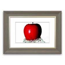 gerahmtes poster roter apfel east urban home gre 93 cm h x 126 cm b rahmenart grau gebrstet east urban home red apple poster frame