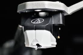 It will feature the very same dual magnet design as the at440mla and the at150mlx cartridges and is excellent value for money. Audio Technica Vm95 Mm Tonabnehmer Familientest Viele Highlights