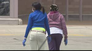 Should you be wearing gloves out in public during the COVID-19 pandemic?