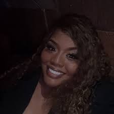 We have a triangle! ⭐️ Kelli and Judy chat with newly appointed point  Gina.. and a surprise from past points Jenna, Kashara, Amy, Mia and Maddie.