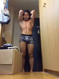 野球少年はジムの後に手コキ