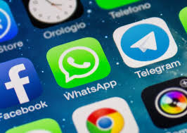 Această acțiune nu are niciun impact asupra conversațiilor pentru a șterge mesaje doar pentru dumneavoastră: A Minor Loophole Can Expose Whatsapp And Telegram To A Variety Of Malicious Attacks Social Media Apps Messaging App Instant Messaging