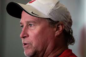 UH football: Receiver Matthew Golden welcomes all balls thrown his way