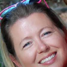 Valarie Barton's Instagram, Twitter & Facebook