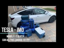 We've said it in the past, and we'll say it again, we certainly need more female automotive reviewers, and this is especially true when it comes to those who cover tesla. Model Y 7 Sitzer 3 Sitzreihe Model Y Allgemeines Tff Forum Tesla Fahrer Freunde