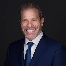 Dustin Taber's Instagram, Twitter & Facebook