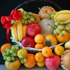 Gift Giving During Seollal New Year 2020 In 2020 Flower Gift Korean New Year Fruit Basket
