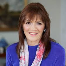 Eve Graham's Instagram, Twitter & Facebook