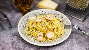 Pasta Met Garnalen En Knoflook Spaghetti Aglio Olio Con Gamberi Evie Kookt Recept In 2020 Knoflook Spaghetti Aglio Olio Voedsel Ideeen